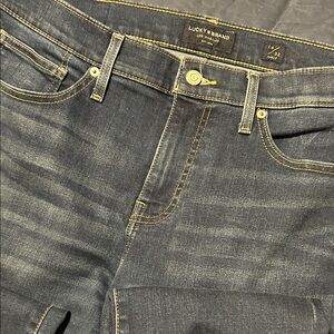 Lucky Brand Women's Dark Blue Ankle Jeans